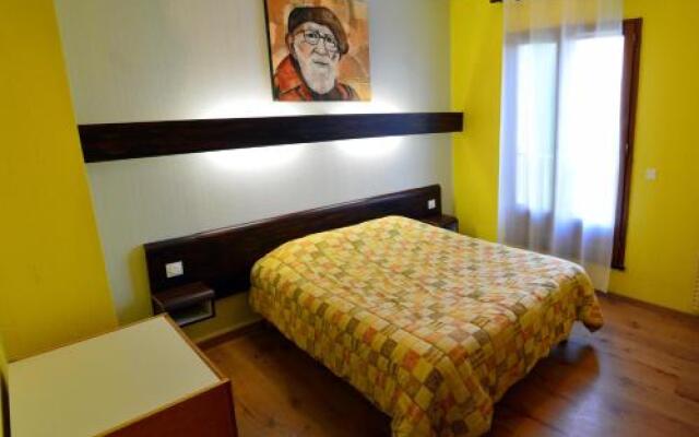 Friendly Auberge - Hostel