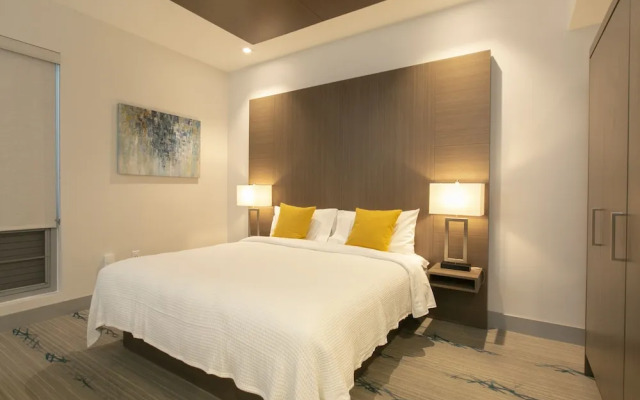 Marketplace Suites