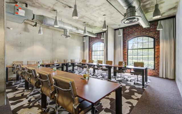 NYLO Las Colinas Hotel, Tapestry Collection by Hilton