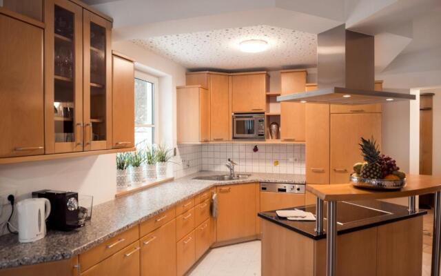 Birkenvilla Ferienhaus mit 4 Schlafzimmern für 9 Personen