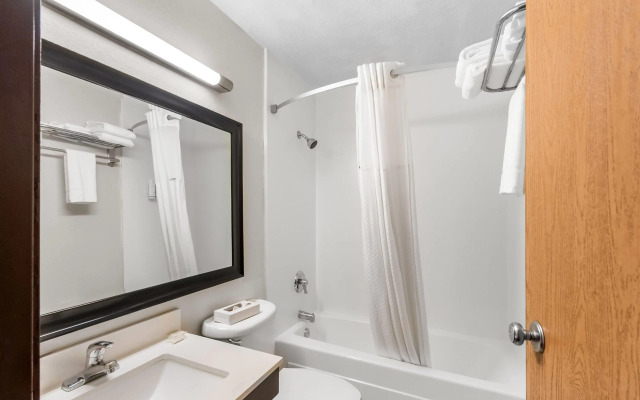 Super 8 by Wyndham Dumfries/Quantico