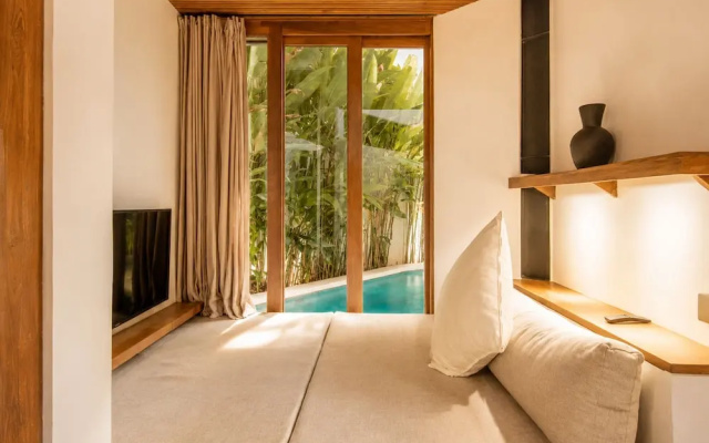 BA Villa 4 1BR Lush 1-br Villa With Pool 4 Mins to Echo Beach – Guest Rooms – Pererenan