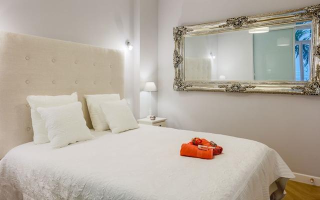 SQUARE MEYERBEER AP4178 By Riviera Holiday Homes