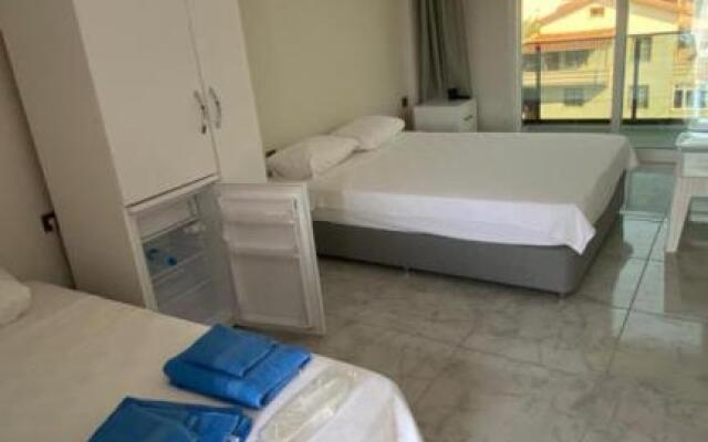 Lavinia Otel Avsa
