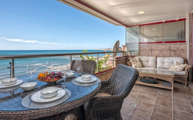 Magnificent 1st Line Beach Condo, Panoramic Sea Views