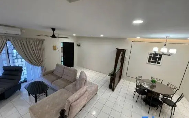 Ipoh 42 Symphony 12pax 4Bedroom 3bathroom 2car
