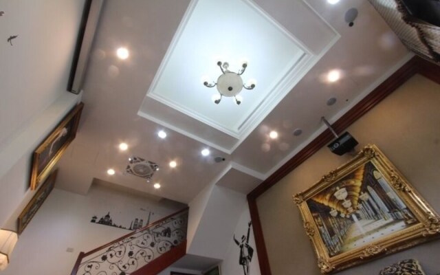 W Villa