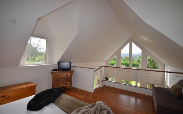 The Drawing Rooms of Berry – Guest Rooms – Woodhill