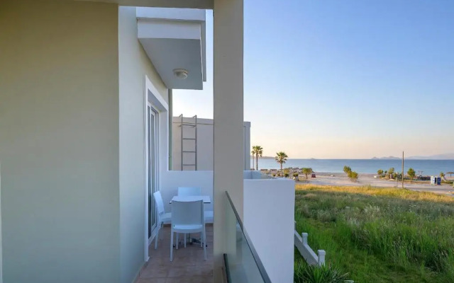 Mythos Suites Hotel