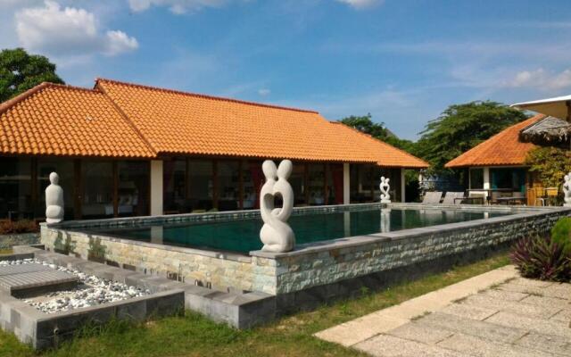 Jepara Marina Beach Bungalows