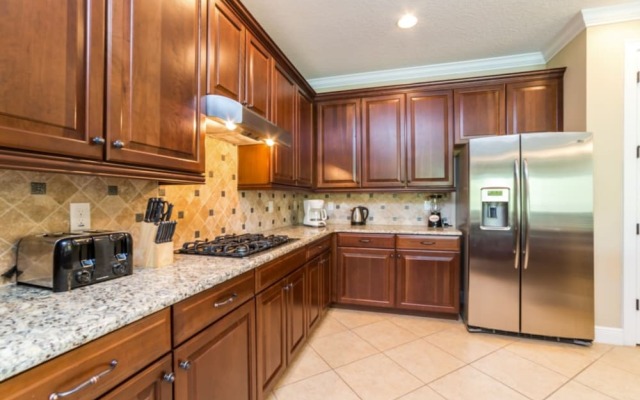 Ultimate 5 Bed 5 Ba Villa with Game Room, Pool & Spa - Ihr4021