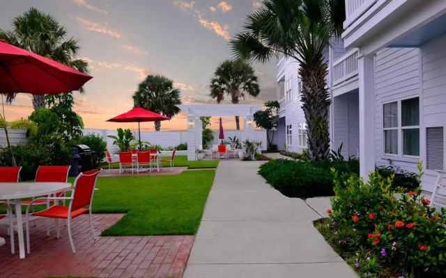 Lighthouse Inn At Aransas Bay