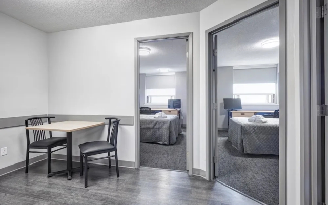 Residence & Conference Centre King City Seneca Polytechnic Campus Accommodation