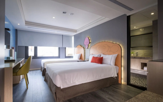 CHECK inn Taichung Wenxin Zhongqing