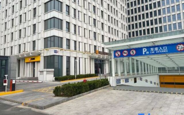 Tujia Somerset Serviced Apartment