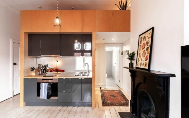Stylish Studio Apartment in the Heart of Brunswick