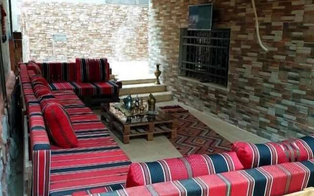 Tell Madaba Hotel