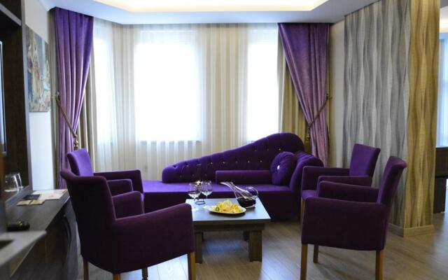 Rey Manes Hotel