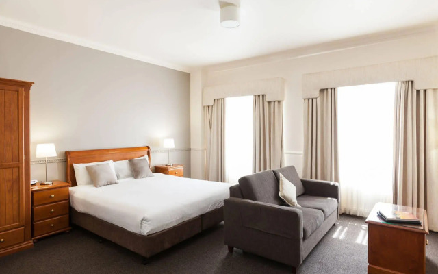 Majestic Tynte Street Apartments