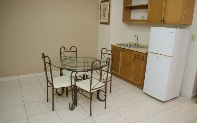 Hotel Las Cumbres & Water Park
