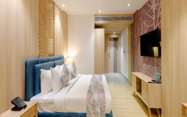 Signature Hotel