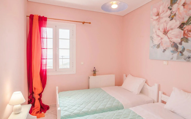 Τhree Storey Villa with Infinity Pool