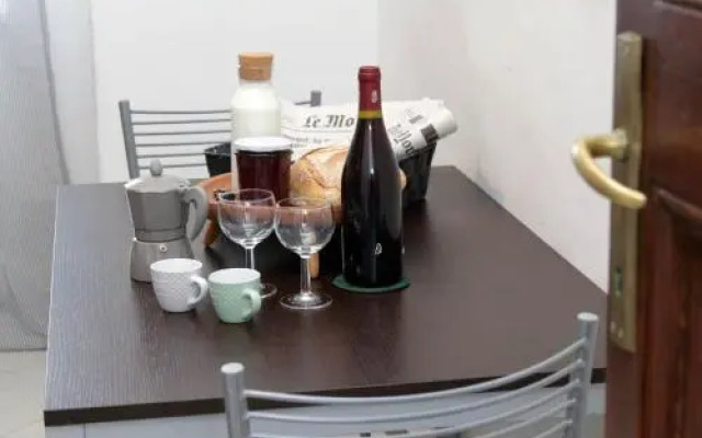 Central San Lorenzo Apartment