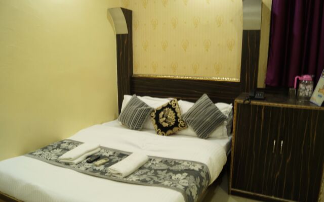 Staybook Hotel Jai Balaji New Delhi Railway Station