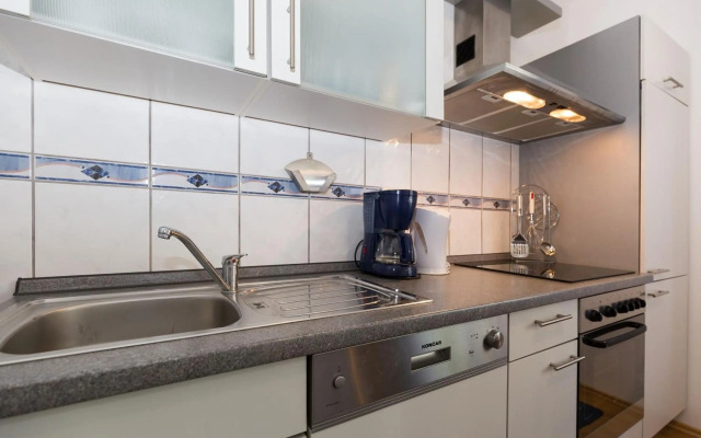 Apartment Twisting By The Private Pool