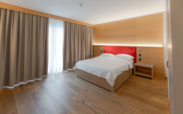 Los Lorentes Residences