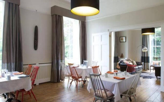 Ravenhurst Bed and Breakfast