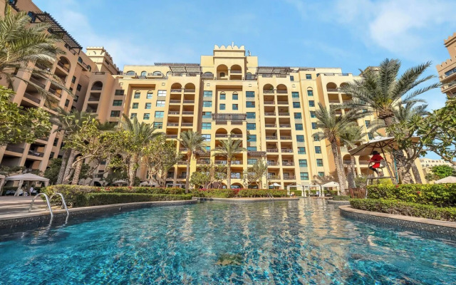 New Fairmont Residences by Propigo