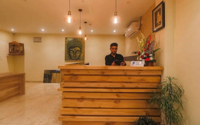 Comfort Hotel by OYO Rooms