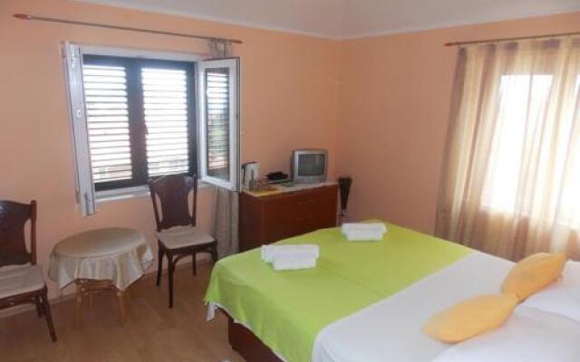 Rooms Matea
