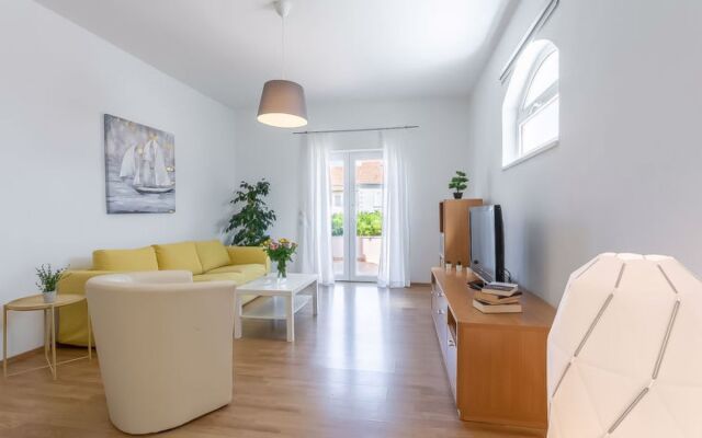 Villa 2 Pools 25951