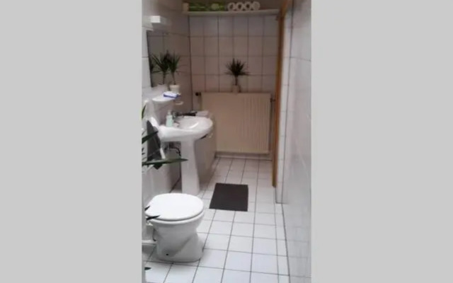 Tla Apartment with Garden