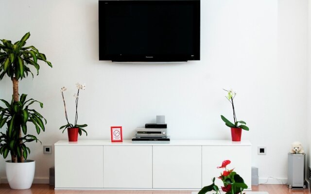 Modern Apartment with Private Pool in Split