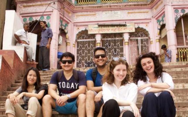 Banaras Paying Guest House