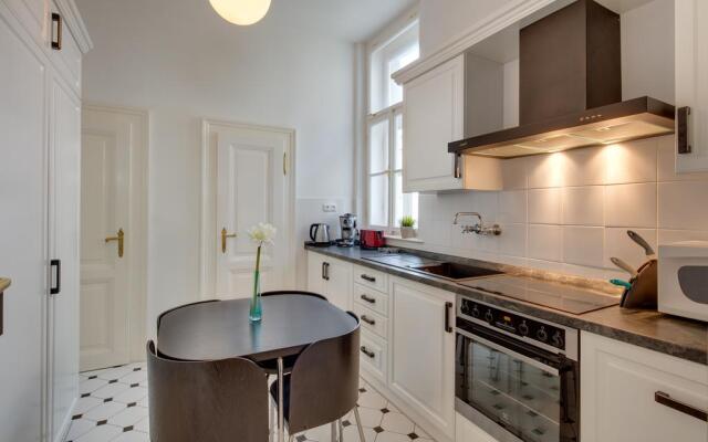 Charles Bridge Premium Apartments