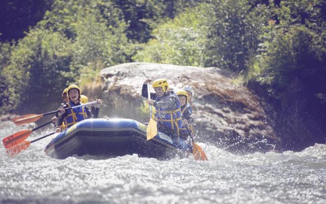 Chalet Bellecote - Capacity 28 to 34 people