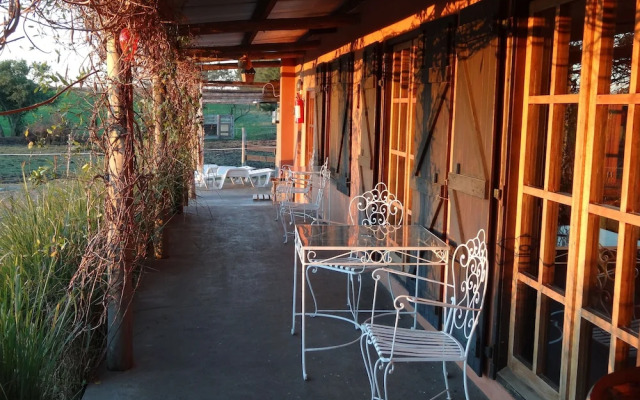 El Galope Horse Farm & Hostel