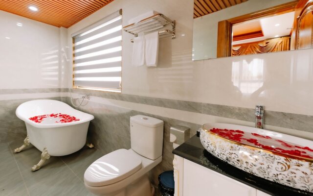 Tuan Nam Hotel