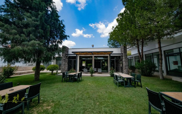 Herakles Thermal Hotel