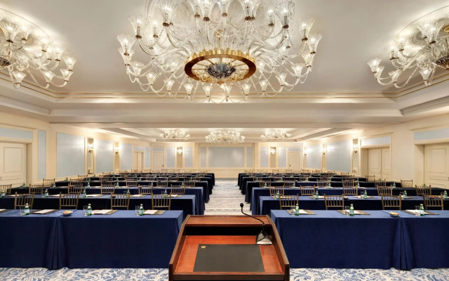 Lotte New York Palace