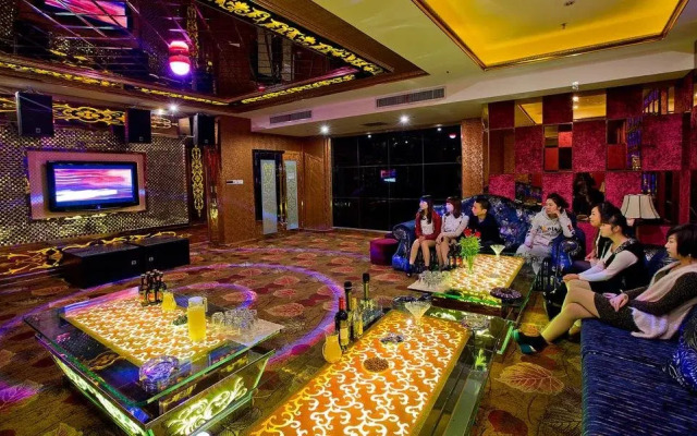 Yichang Jinshi Hotel