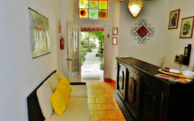 Hotel Rosa Morada