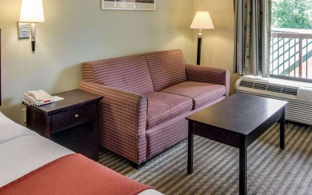 Quality Inn Mt. Pleasant