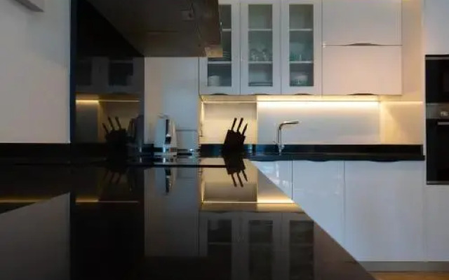 Ocean SPA Suite 05-hosted by Sweetstay