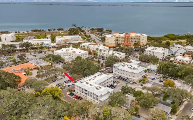 NEW Canopy Cabana Luxury Downtown Apt