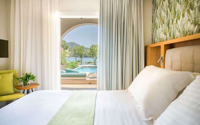 Dolce Athens A tica Riviera Hotel
